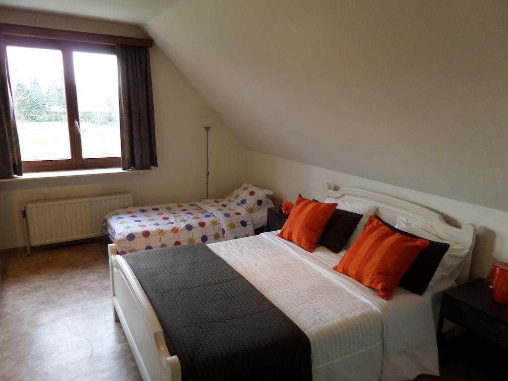 Villa Bijenhof Varsenare Bilik gambar