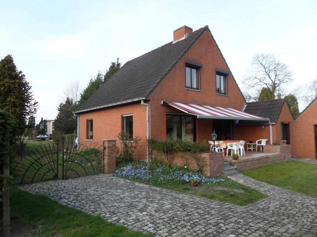 Villa Bijenhof Varsenare Bilik gambar